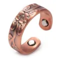 Adjustable copper magnetic ring with floral embossed detail, 6mm wide health ring close-up - 3D Floral / Antique Silver