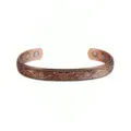 Bracelet manchette magnétique en cuivre vintage, ouvert réglable gravé de vigne florale. - Bracelet jonc