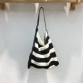 Borsa a tracolla in maglia a righe bianche nere casual vacanza mare spalla moda - Nero