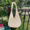 Borsa a tracolla in maglia beige uncinetto, grande shopper borsa mare casual estiva - Bianco