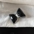 Jolie pince à cheveux nœud à pois noir et blanc, barrette bec de canard élégante pour femmes. - Pince Nœud Papillon en Cuir Verni Noir