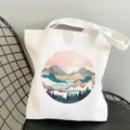 Λευκή τσάντα shopper από καμβά με τοπίο, casual τσάντα ώμου για καθημερινή χρήση. - Στυλ Στρογγυλό Αφηρημένο Τοπίο Δέντρο Τύπωμα (24)
