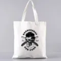 Weißer Canvas Shopper mit Totenkopf Barbershop Druck, lässige praktische Schultertasche für den Alltag. - New York Barbershop Stil (3) / 35*40cm