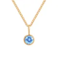 Collana con catena color oro e ciondolo rotondo in cristallo azzurro chiaro elegante. - Marzo Blu Chiaro - Oro