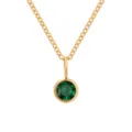 Collana in catena di acciaio inossidabile dorato con ciondolo rotondo in pietra verde incastonata. - Maggio Verde - Oro
