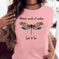 T-shirt décontracté à manches courtes et col rond pour femme avec un bel imprimé libellule. - Rose