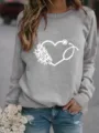 Grauer Pullover mit Rundhalsausschnitt und süßem medizinischem Stethoskop-Herz-Blumen-Print. - Grau