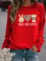 Gedetailleerde close-up van rode dames sweatshirt met trendy panterprint grafisch motief. - S / Tops / Rood