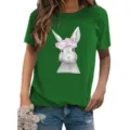 T-shirt femme à manches courtes vert foncé avec motif graphique de lapin mignon couronne de fleurs top. - S / Hauts / Vert