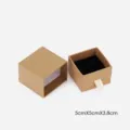 Scatola portagioie in carta kraft a cassetto con inserto in velluto nero per regali. - 5x5x3.8cm / Kaki