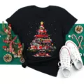 Christmas Fire Truck Graphic Short Sleeve T-Shirt Casual Holiday Tops For Women - S / Fire Truck Christmas Tree (BT8518) / Black