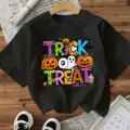 Zwart Halloween t-shirt met korte mouwen en feestelijke trick or treat grafische print. - S / Tops / Zwart