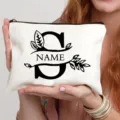 Gepersonaliseerde canvas cosmetische tas met letter S en naam, stijlvolle make-up pouch. - Letter S