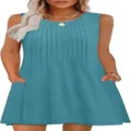 Hellblaues ärmelloses Plissierkleid mit praktischen Taschen für den lässigen Sommer. - S / Kleider / Malachitgrün
