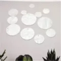 Acryl Muscheloptik runde Scheiben für DIY handgemachte Schmuck und Windspiel Deko Accessoires. - 10mm Einzelloch / Weiß