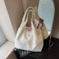 Borsa shopper in tela a pois bianchi, elegante borsa a spalla di grande capacità. - Bianco