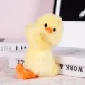 Détail de poupée en peluche de canard jaune mignon, jouet animal pour repose-poignet de bureau - Canard Jaune (Sans Pendentif) / Jaune