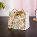 Elegante champagne roos cadeauzak met gouden lintstrik voor snoep, kleding en feestartikelen. - Champagne Roos (Gouden Lint) / Klein (18x16x10cm)