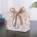 Bloemige geschenkzak met luxe lintstrik verpakking papieren tas voor kledingcadeaus - Kleine Maat 18x16x10cm / Goud Bloemen met Tekst (Tweekleurig Lint)