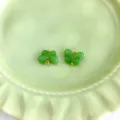 Green butterfly decorative buttons for cheongsam, retro glass Chinese style costume accessories. - Butterfly Clasp / Jade Green