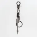 Llavero de flecha de aleación retro para hombres, colgante accesorio de cintura rock. - Hebilla de Resorte Correa de Cuero