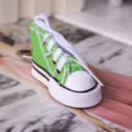 Mini llavero de zapato de lona verde lindo colgante de bolso sneaker regalo genial - Verde claro
