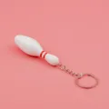 Llavero de mini bolo de bolos, anillo de llave regalo deportivo blanco con rayas rojas accesorio. - Con Cadena De Cuatro Eslabones / Blanco