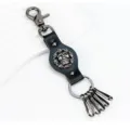 Vintage gotische stijl metalen lederen doodskop sleutelhanger met karabijnhaak. - Schedel Stijl (HTK0986)
