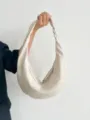 Elegante borsa a tracolla a mezzaluna beige borsa a mano in pelle minimalista donna - Bianco