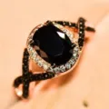 Anello vintage ovale in zirconia nera con alone e fascia incrociata in oro rosa per donna chic - Taglia 6 / Nero