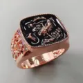 Anello da uomo vintage in oro rosa con scorpione e parte superiore quadrata smaltata. - Taglia 7 / Oro rosa