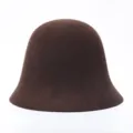 Bruine wollen vilt bucket hat voor vrouwen, stijlvolle warme winterse variant muts. - M (56-58cm) / koffiekleur