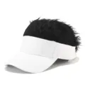 Grappige honkbalpet met nep haar witte zonneklep hoed voor buiten sport en golf hiphop - Verstelbaar / Wit (Volwassen Zwart Haar)