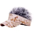 Grappige camouflage pruik vizier honkbalpet stijlvolle zonbescherming buitenhoofddeksel - Verstelbaar / Koffie Camo Volwassene (Grijs Haar)