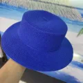 Chapeau de paille bleu pour femme, chapeau de soleil plat d'été pour vacances de plage. - M (56-58cm) / Bleu saphir