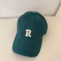 Casquette de baseball en coton vert foncé avec lettre R brodée, variante chapeau décontracté. - M (56-58cm) / Vert malachite