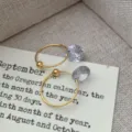 Elegante minimalistische Ohrringe aus 925 Silber vergoldet mit Zirkon, glänzender Damenschmuck. - 925er Silber / Gold