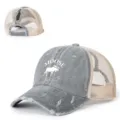 Gorra de beisbol de mezclilla desgastada con agujero para coleta y estampado de alce. - Ajustable / Gris