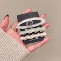 Acetate hair clips 3-piece set, stylish translucent resin side clips and bangs hair accessories. - Iridescent White Hair Clip 3-Piece Set (Acetate)