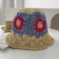 Handgefertigter gehäkelter Stroh-Eimerhut für Damen, vintage Blumen Sonnenschutz Strandhut. - M(56-60cm) / Blau