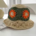 Handgemachte gehäkelte Blumen Stroh-Eimerhut für Frauen, Vintage Granny Square Sonnenhut Strand Sommer - M(56-60cm) / Grün