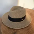 Sombrero de paja de verano con cinta negra, fedora plano, elegante sombrero de playa para mujeres. - Cinta Negra Fedora / Café