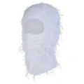 Vue détaillée de la cagoule blanche duveteuse, bonnet de fête drôle d'hiver en plein air. - M (56-58cm) / Milky blanc