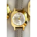 Chic montre quartz femme MICAI avec boîtier carré doré et bracelet en cuir gris vintage. - Boîtier Or Cadran Blanc Bracelet Gris