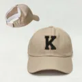 Gorra de béisbol caqui con cola de caballo y parche de letra negra K, sombrero de sol. - Ajustable / Caqui Claro K