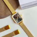 Goldene Vintage rechteckige Quarzuhr mit römischen Ziffern und Mesh-Metallarmband für Damen - Gold Schwarzes Zifferblatt