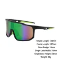 Fietszonnebril met gekleurde spiegelglazen en een lichtgewicht montuur voor buitensport. - Zwart Groen Frame Groene Spiegel Lens