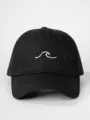 Dettaglio cappellino da baseball nero con stampa grafica onda bianca, cappello di cotone. - Regolabile / Nero
