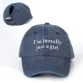 Casquette de baseball en jean pour queue de cheval avec broderie, chapeau bleu tendance. - Réglable / Bleu Marine