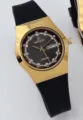 Montre Quartz Or GALAXY avec Bracelet Silicone Noir et Cadran Strass pour Couple - Boîtier Or Cadran Noir Bracelet Noir Femmes